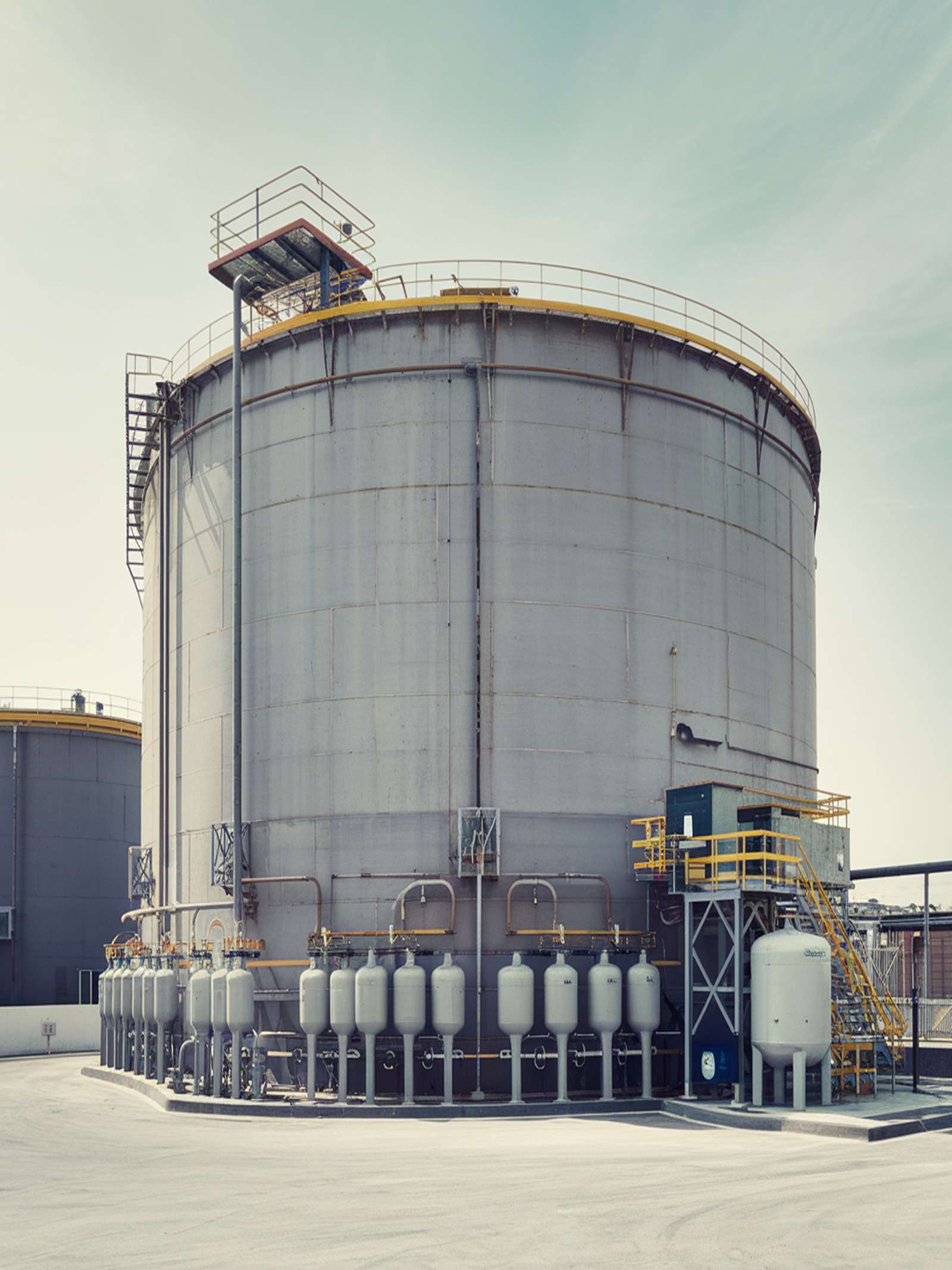 Image of a Industria Chemical Storage tank in a clean background.